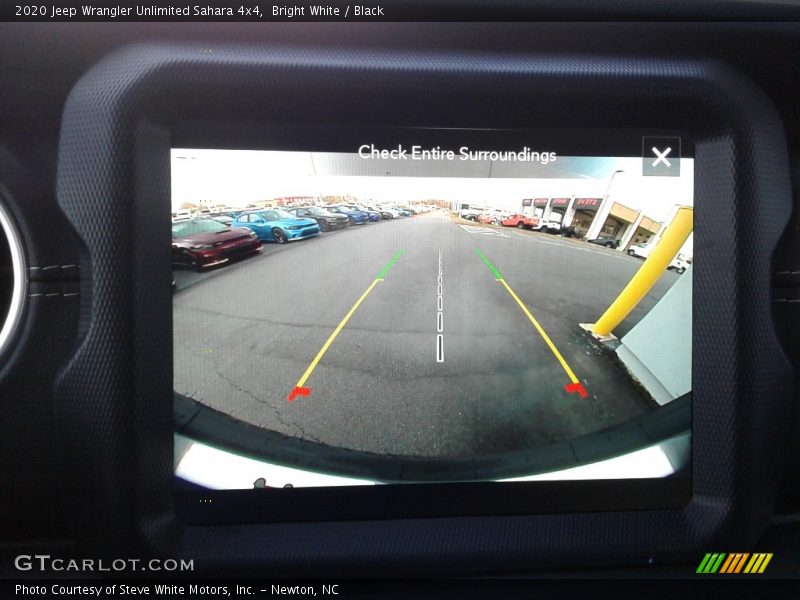 Bright White / Black 2020 Jeep Wrangler Unlimited Sahara 4x4
