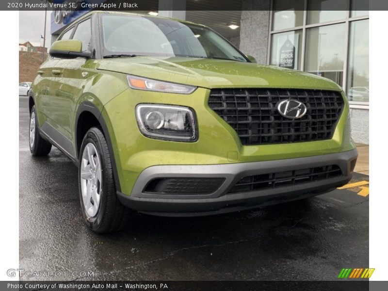 Green Apple / Black 2020 Hyundai Venue SE