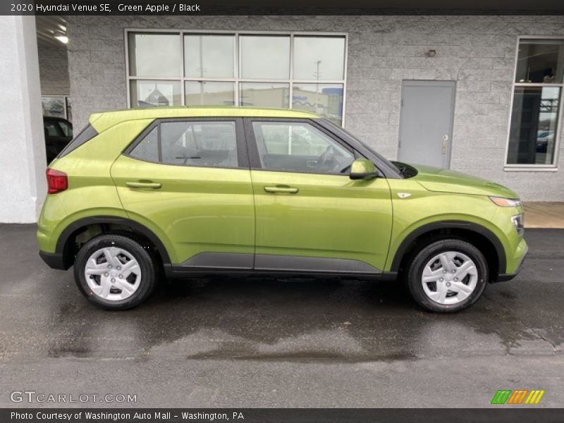  2020 Venue SE Green Apple