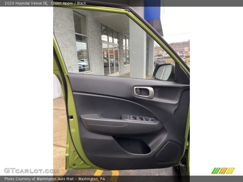 Door Panel of 2020 Venue SE