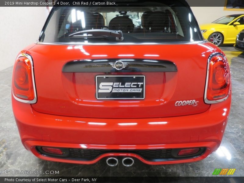 Chili Red / Carbon Black 2019 Mini Hardtop Cooper S 4 Door