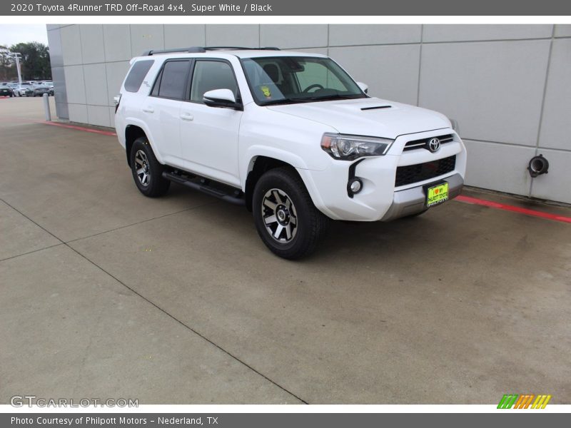 Super White / Black 2020 Toyota 4Runner TRD Off-Road 4x4