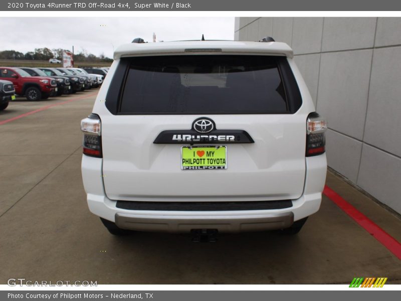Super White / Black 2020 Toyota 4Runner TRD Off-Road 4x4