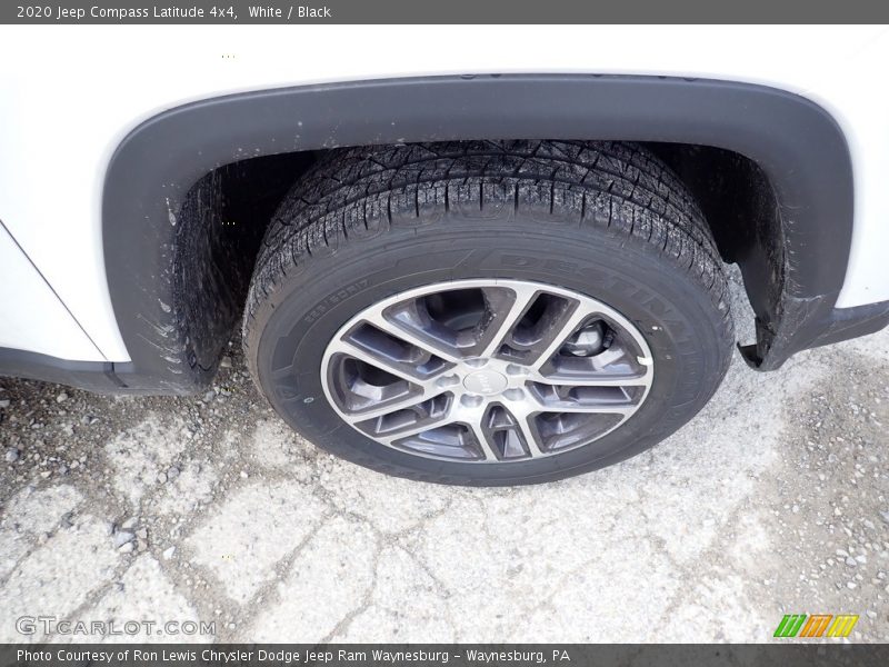 White / Black 2020 Jeep Compass Latitude 4x4