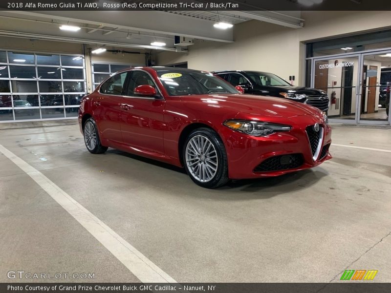 Rosso (Red) Competizione Tri-Coat / Black/Tan 2018 Alfa Romeo Giulia Ti AWD