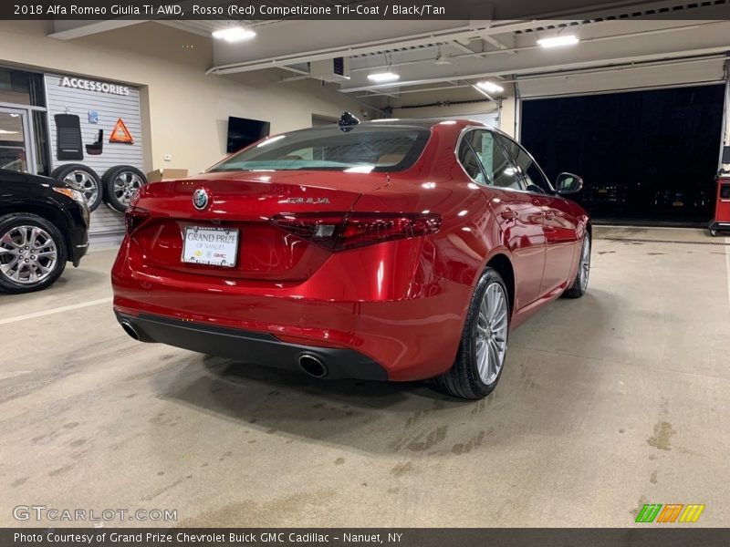 Rosso (Red) Competizione Tri-Coat / Black/Tan 2018 Alfa Romeo Giulia Ti AWD