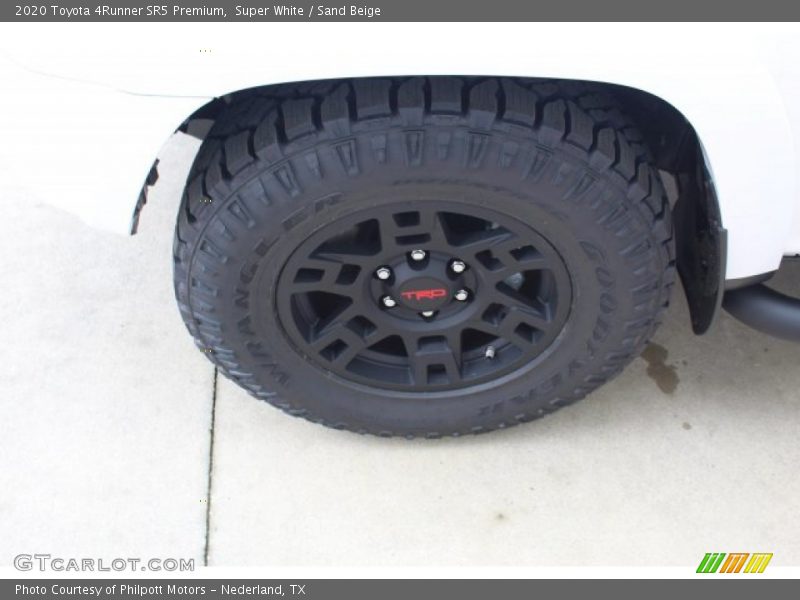 Super White / Sand Beige 2020 Toyota 4Runner SR5 Premium
