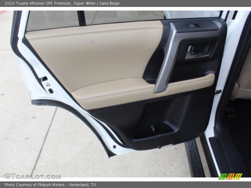 Super White / Sand Beige 2020 Toyota 4Runner SR5 Premium