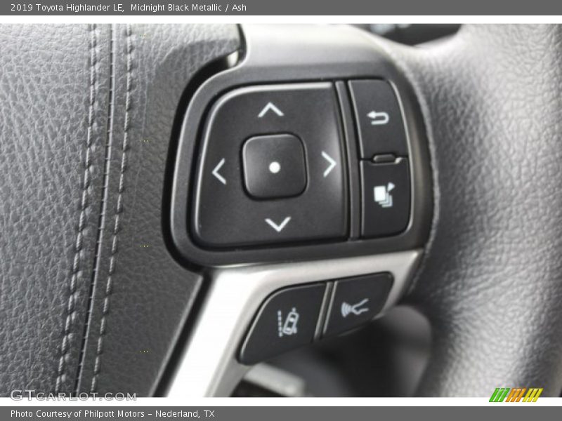  2019 Highlander LE Steering Wheel