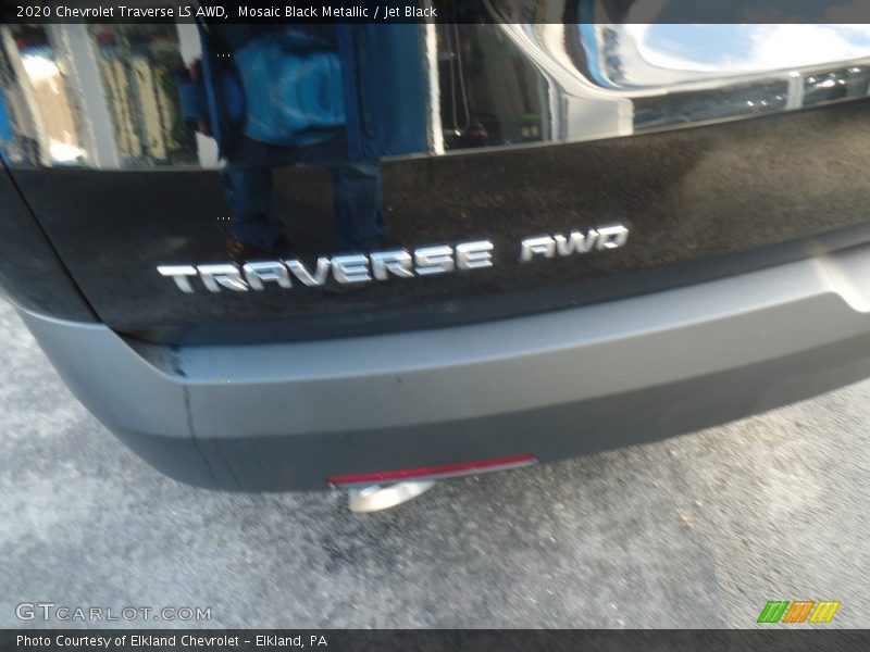 Mosaic Black Metallic / Jet Black 2020 Chevrolet Traverse LS AWD