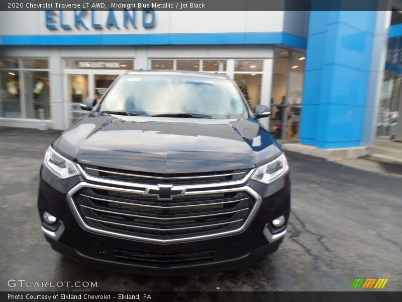 Midnight Blue Metallic / Jet Black 2020 Chevrolet Traverse LT AWD