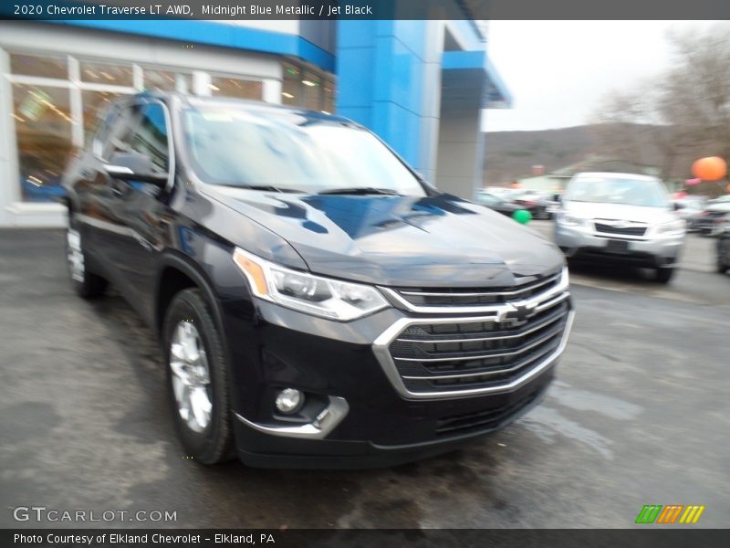 Midnight Blue Metallic / Jet Black 2020 Chevrolet Traverse LT AWD