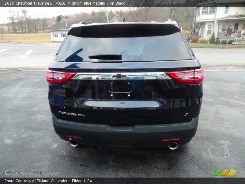 Midnight Blue Metallic / Jet Black 2020 Chevrolet Traverse LT AWD