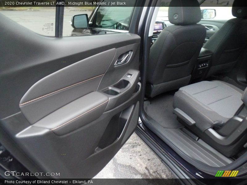 Midnight Blue Metallic / Jet Black 2020 Chevrolet Traverse LT AWD