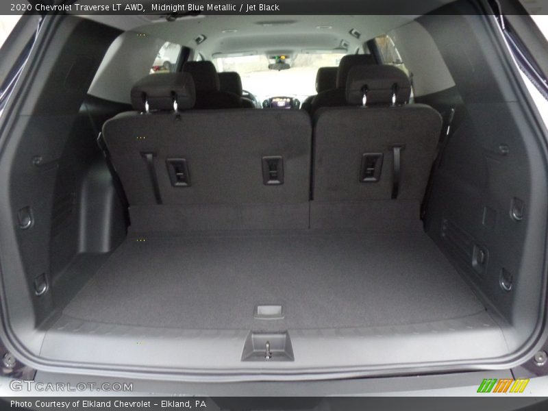 Midnight Blue Metallic / Jet Black 2020 Chevrolet Traverse LT AWD
