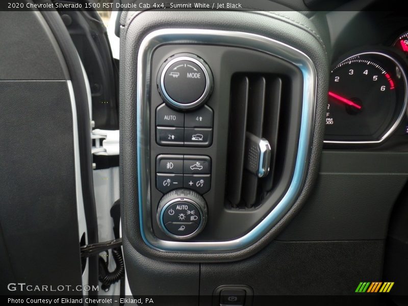 Controls of 2020 Silverado 1500 RST Double Cab 4x4