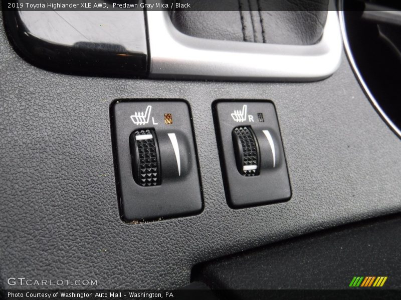 Controls of 2019 Highlander XLE AWD