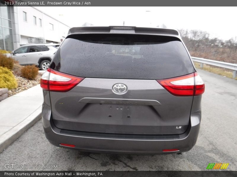 Predawn Gray Mica / Ash 2019 Toyota Sienna LE