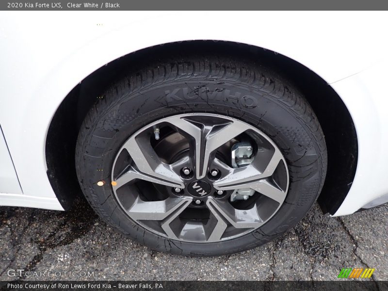 Clear White / Black 2020 Kia Forte LXS