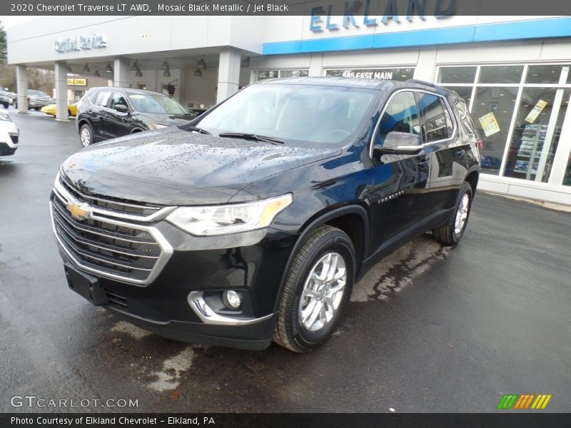 Mosaic Black Metallic / Jet Black 2020 Chevrolet Traverse LT AWD