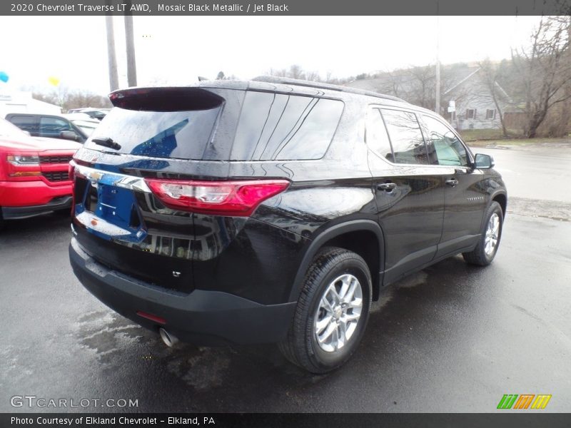 Mosaic Black Metallic / Jet Black 2020 Chevrolet Traverse LT AWD