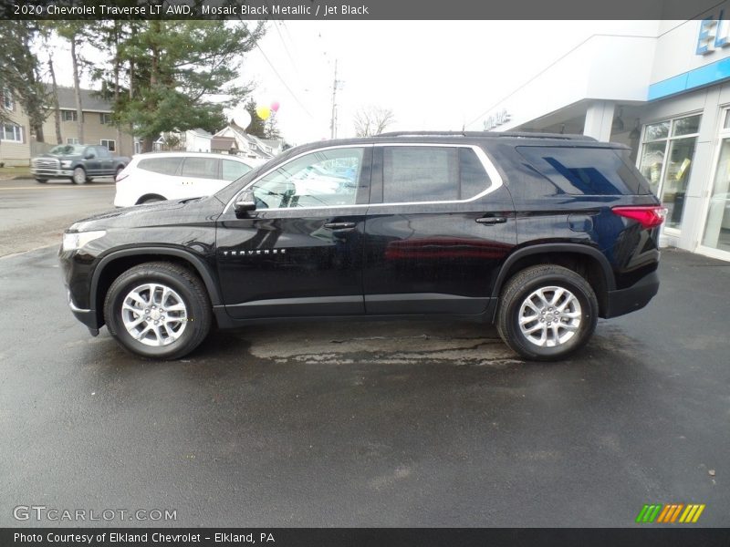 Mosaic Black Metallic / Jet Black 2020 Chevrolet Traverse LT AWD