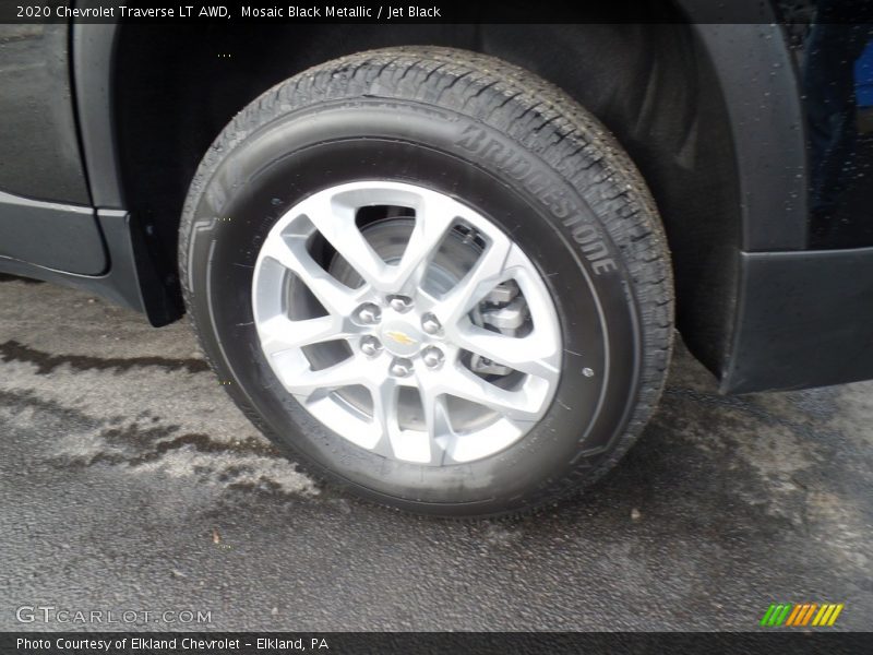 Mosaic Black Metallic / Jet Black 2020 Chevrolet Traverse LT AWD