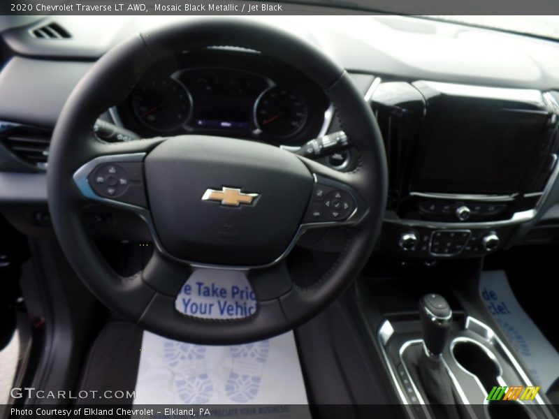 Mosaic Black Metallic / Jet Black 2020 Chevrolet Traverse LT AWD