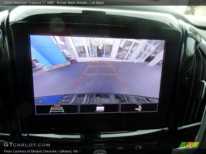 Mosaic Black Metallic / Jet Black 2020 Chevrolet Traverse LT AWD