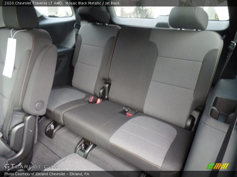 Mosaic Black Metallic / Jet Black 2020 Chevrolet Traverse LT AWD