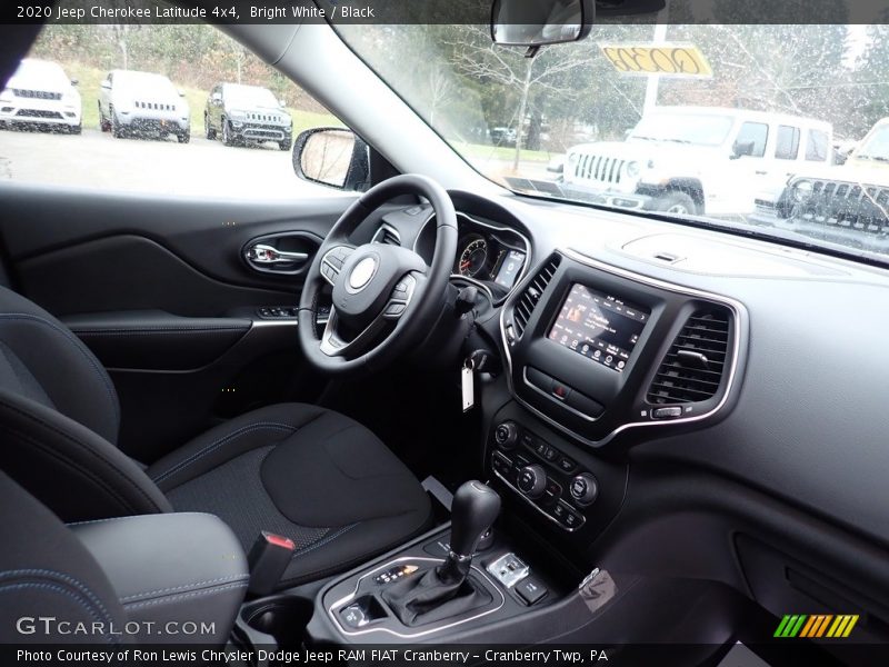 Bright White / Black 2020 Jeep Cherokee Latitude 4x4