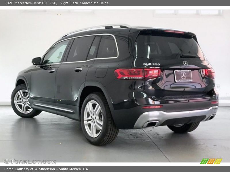 Night Black / Macchiato Beige 2020 Mercedes-Benz GLB 250