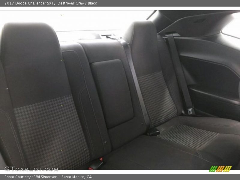 Destroyer Grey / Black 2017 Dodge Challenger SXT