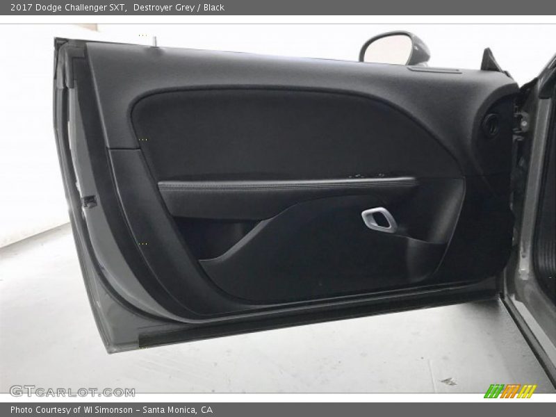 Destroyer Grey / Black 2017 Dodge Challenger SXT