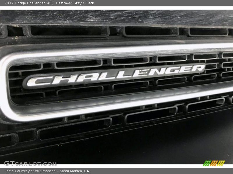 Destroyer Grey / Black 2017 Dodge Challenger SXT