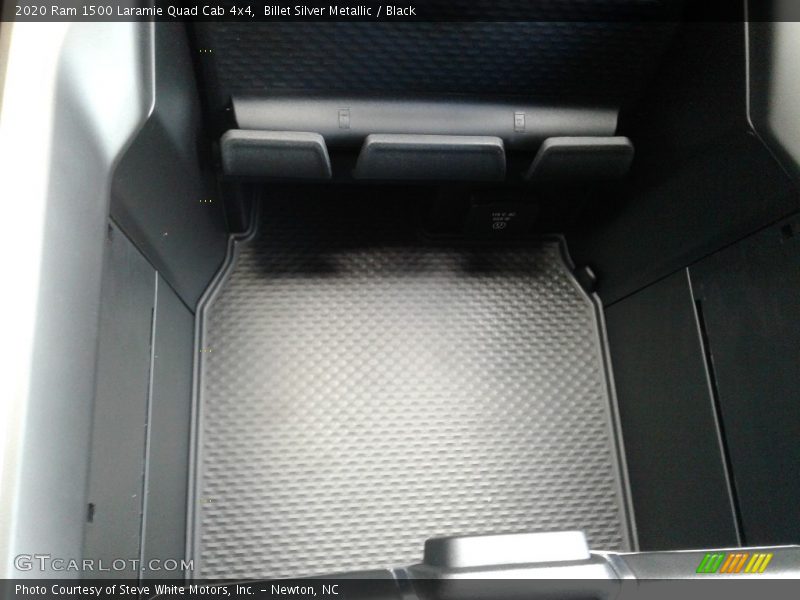 Billet Silver Metallic / Black 2020 Ram 1500 Laramie Quad Cab 4x4