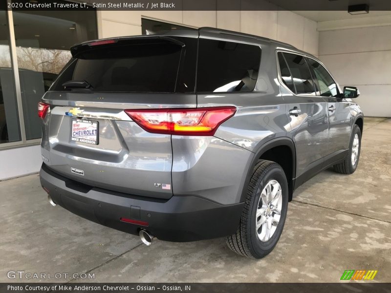 Satin Steel Metallic / Jet Black 2020 Chevrolet Traverse LT