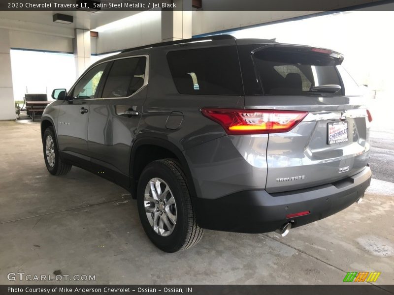 Satin Steel Metallic / Jet Black 2020 Chevrolet Traverse LT