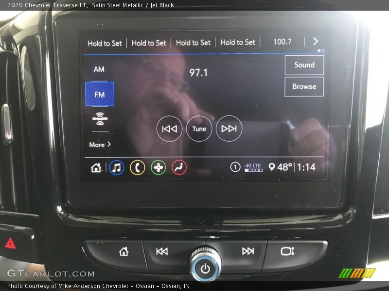 Satin Steel Metallic / Jet Black 2020 Chevrolet Traverse LT