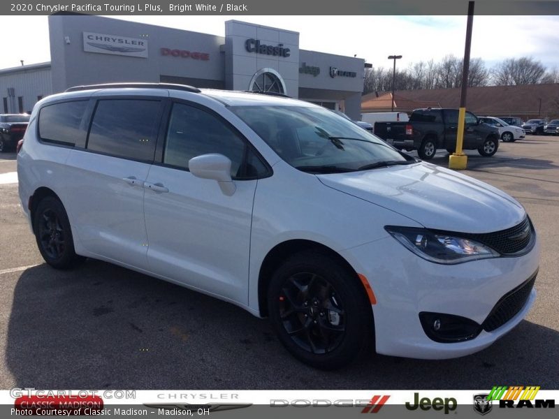 Bright White / Black 2020 Chrysler Pacifica Touring L Plus