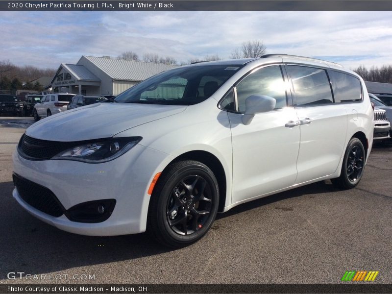 Bright White / Black 2020 Chrysler Pacifica Touring L Plus