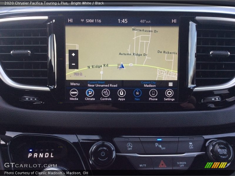 Bright White / Black 2020 Chrysler Pacifica Touring L Plus