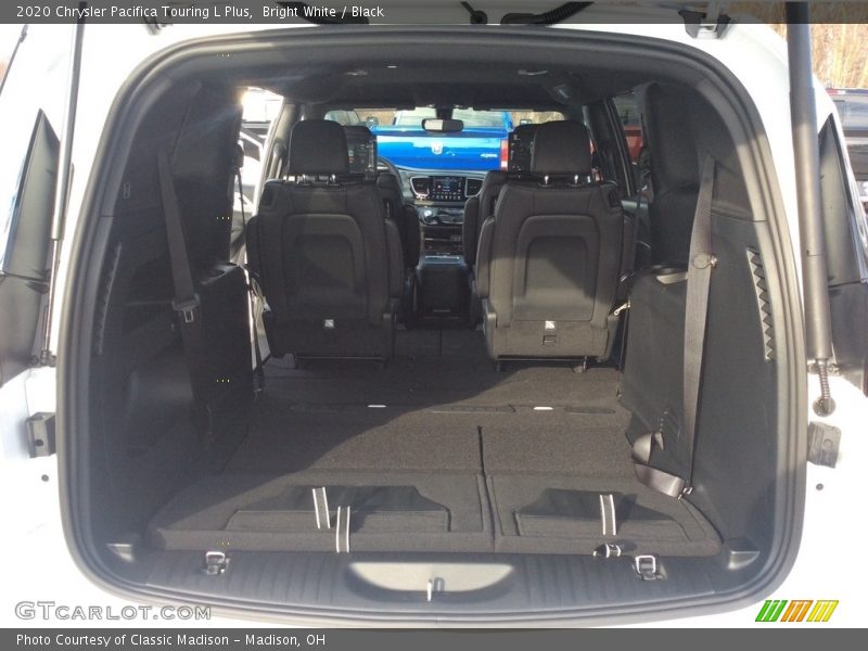 Bright White / Black 2020 Chrysler Pacifica Touring L Plus