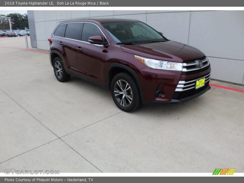 Ooh La La Rouge Mica / Black 2019 Toyota Highlander LE