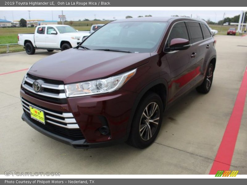 Ooh La La Rouge Mica / Black 2019 Toyota Highlander LE