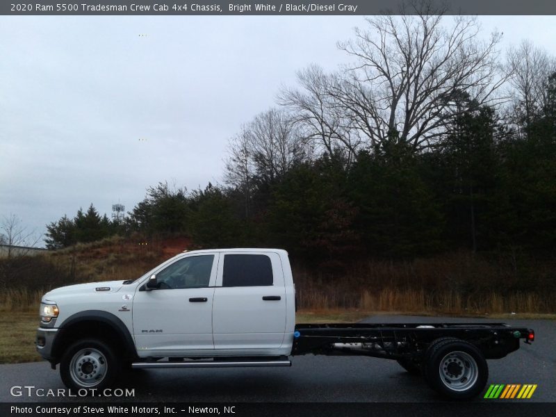  2020 5500 Tradesman Crew Cab 4x4 Chassis Bright White