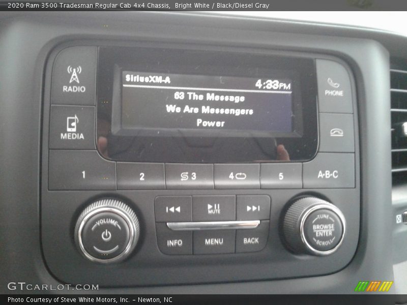 Controls of 2020 3500 Tradesman Regular Cab 4x4 Chassis