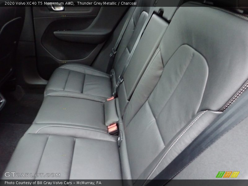 Thunder Grey Metallic / Charcoal 2020 Volvo XC40 T5 Momentum AWD