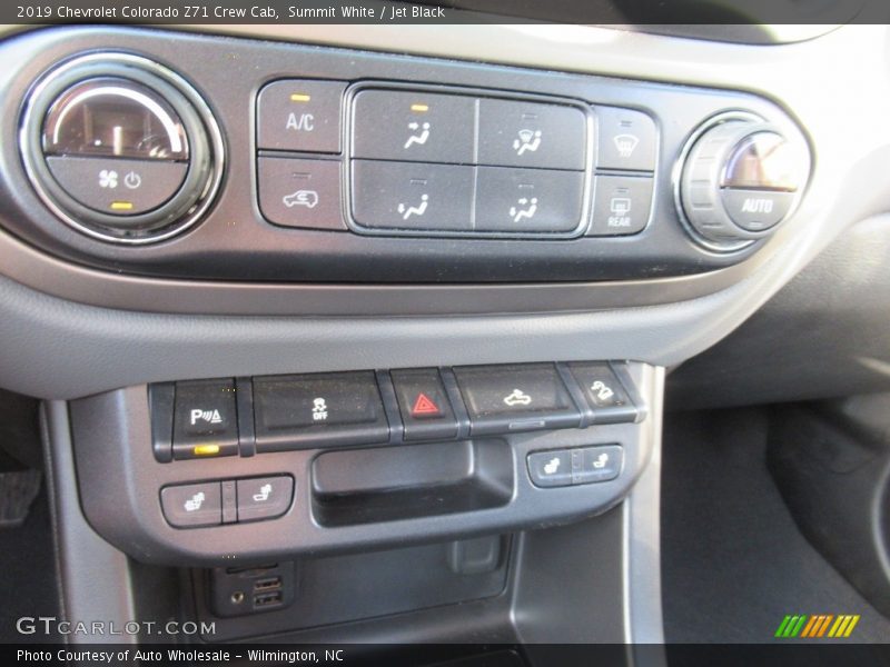 Summit White / Jet Black 2019 Chevrolet Colorado Z71 Crew Cab