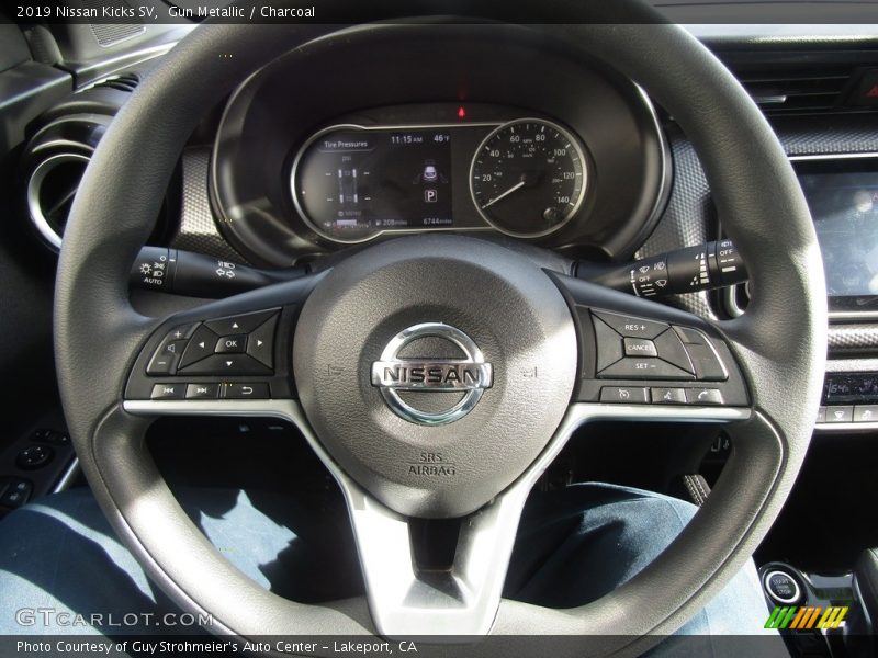 Gun Metallic / Charcoal 2019 Nissan Kicks SV